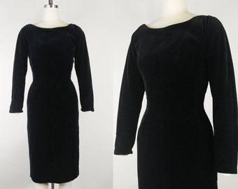 1950s Black Velvet Wiggle Dress  | Vintage 50s Velour Sheath Dress  | Women's Clothing XS Extra Small