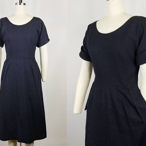 1950s Black Linen Silk Wiggle Dress with Pockets | Vintage 50s Short Sleeve Sheath Dress  | Women's Clothing Medium 27 Waist