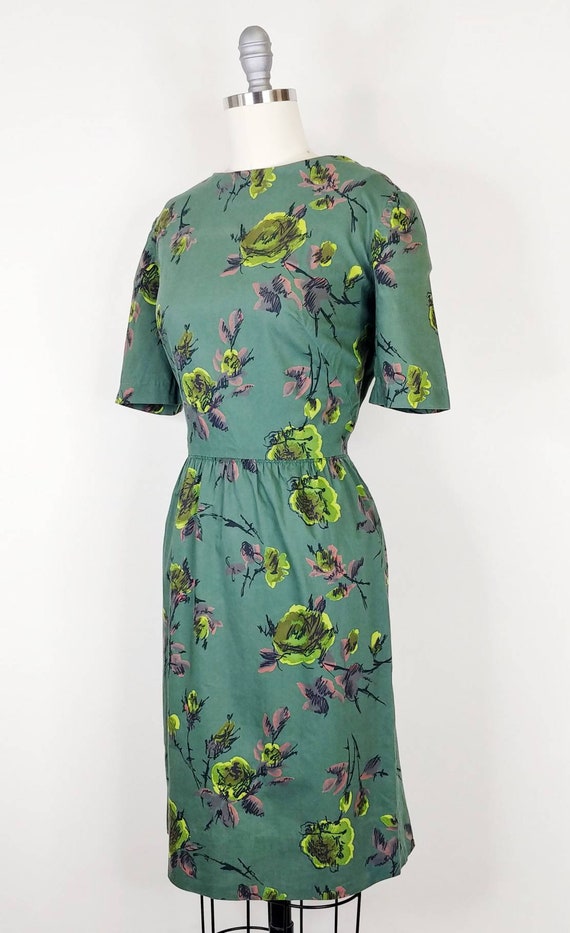 1960s Rose Print Cotton Sheath Dress | Vintage 60… - image 5