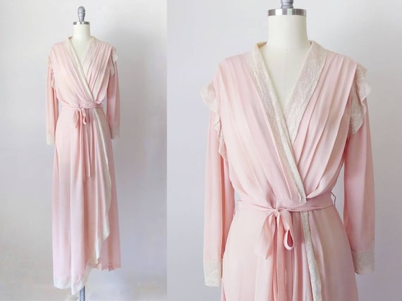 1940s Pink Rayon Crepe Dressing Gown | Vintage 40s
