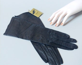 1950s Deadstock Black Leather Driving Gloves | Vintage 50s Dawnelle Gloves | Women's Accessories Size 6.5
