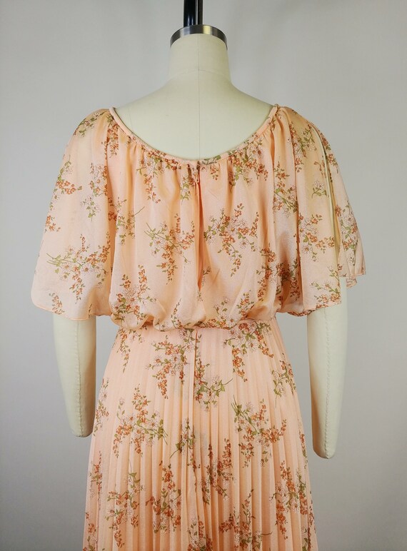 1970s Peach Daisy Print Polyester Maxi Dress | Vi… - image 9