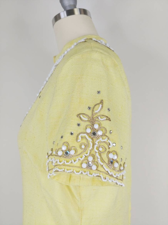 1960s Light Canary Yellow Beaded Cocktail Dress |… - image 6