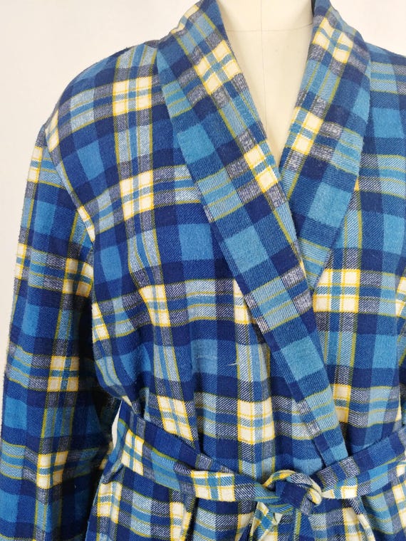1960s Mens Deadstock Flannel Robe in Red and Gray Plaid