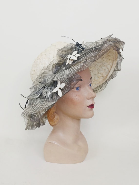 1960s Lisa Butterfly Raffia Brimmed Hat | Vintage… - image 5