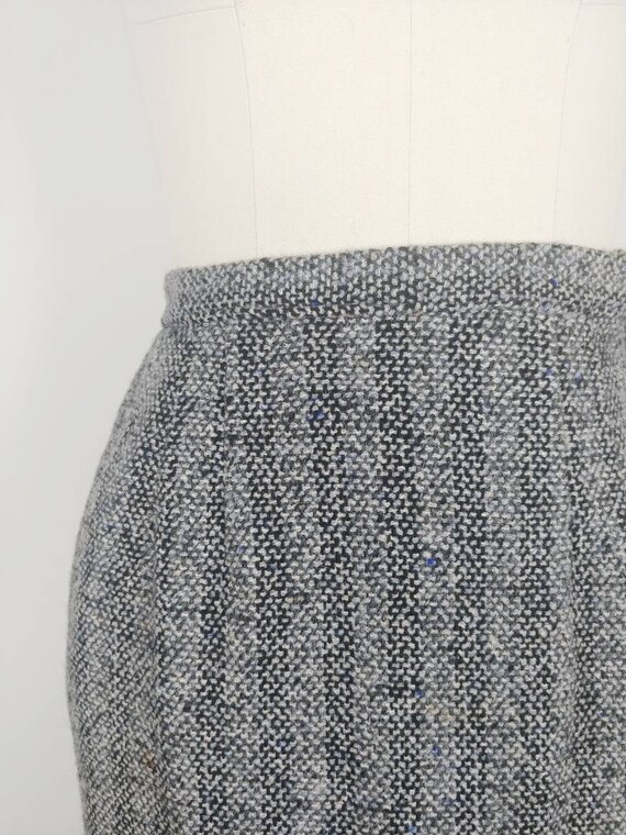 1950s Black White Blue Flecked Tweed Skirt | Vint… - image 3