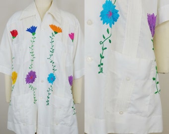 Vintage 1970s Guayabera Mexican Embroidered Men's Shirt