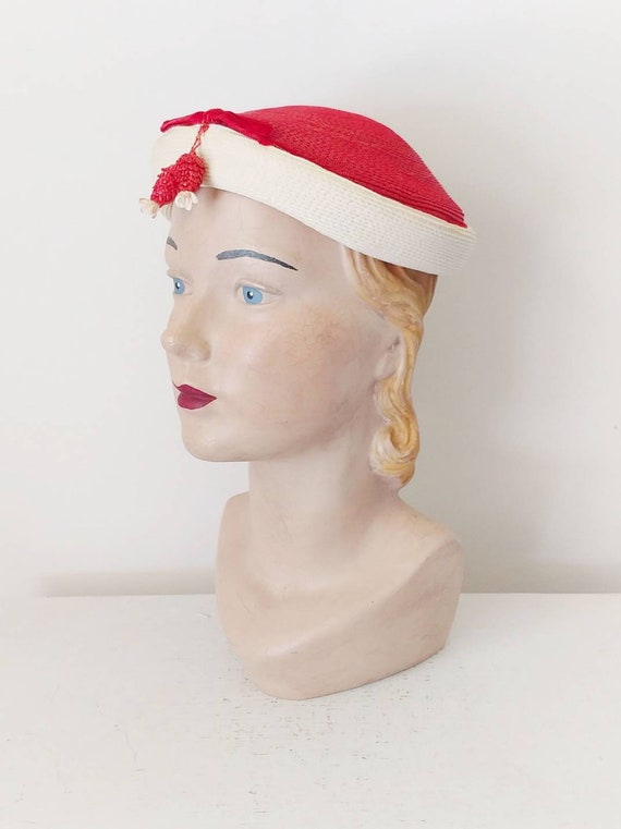 1940s Summer Berries Red and Cream Woven Hat  | V… - image 3