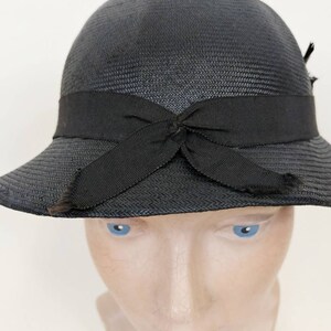 1930s Florence Walton Slouch Hat Vintage 30s Black Red Feather Straw Cloche Hat Women's Hats image 3