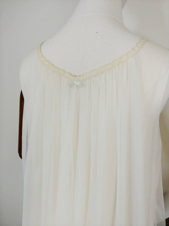 1960s Vanity Fair Double Layer Chiffon Peignoir Set |… - Gem
