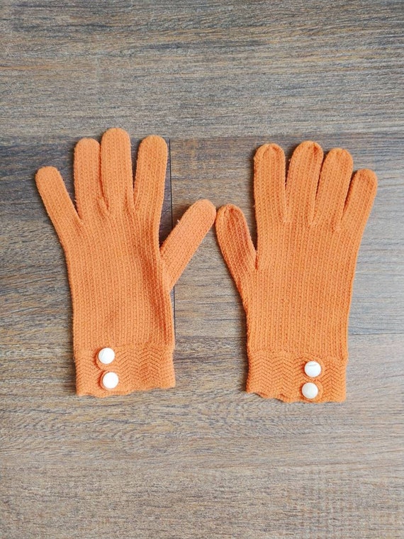 1950s Pumpkin Orange Hand Knit Wrist Gloves | Vin… - image 5