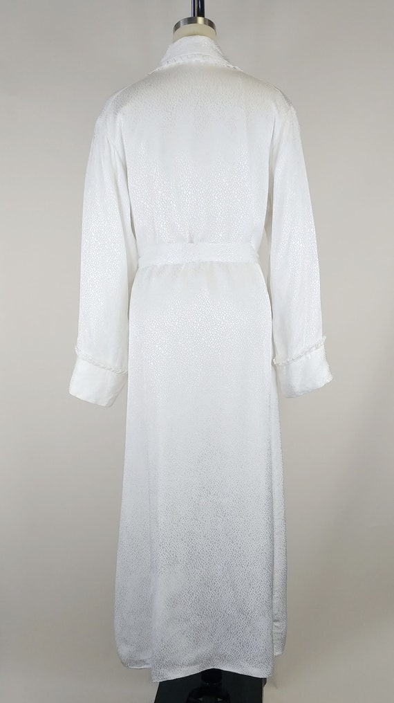 1940s Embroidered Rayon Robe | Vintage 40s White … - image 8