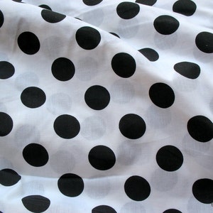 Tissu en coton imprimé gros pois noir et blanc pour habillement/habillement pour filles/femmes par mètre