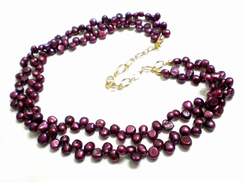 burgundy pearls two strand freshwater pearls yellow gold chain and clasp 19 inches Purple pearl necklace