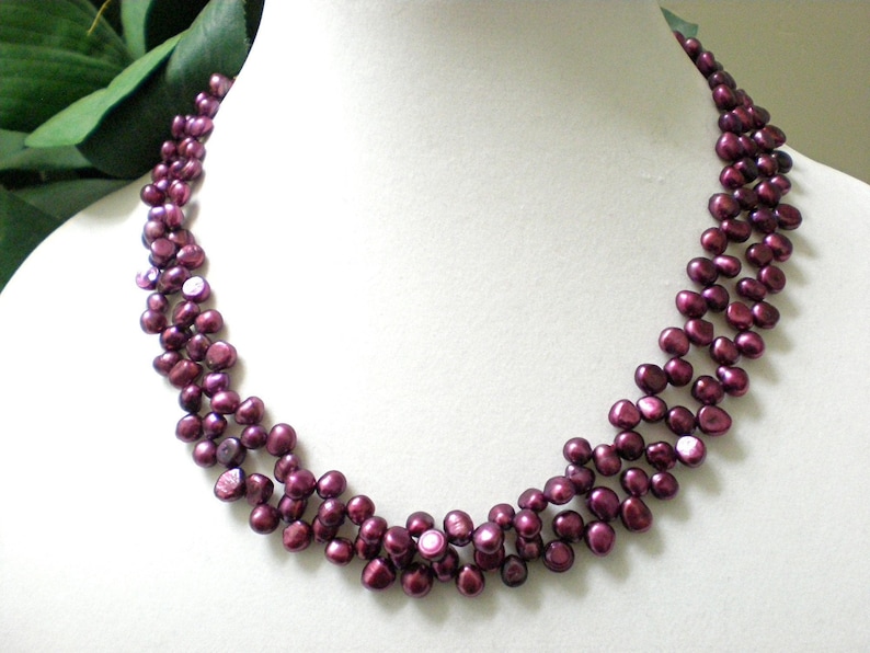 burgundy pearls two strand freshwater pearls yellow gold chain and clasp 19 inches Purple pearl necklace