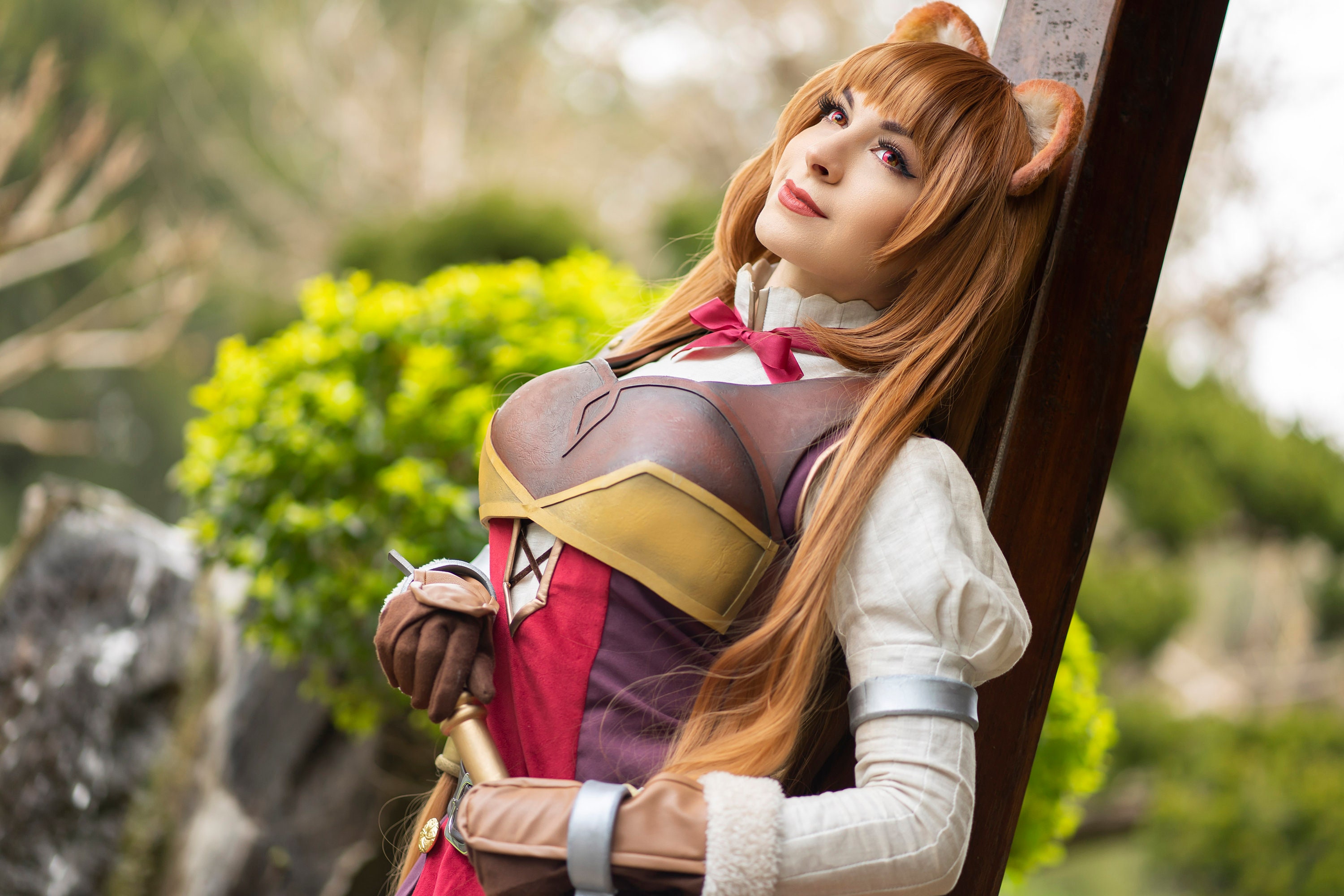 Косплей на героев мультфильмов. Крутые косплеи. Meggiicosplay raphtalia. Синий экзорцист амаймон косплей. Косплей герой.