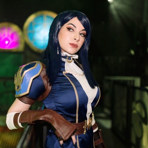 Caitlyn Arcane League of Legends cosplay hecho a medida
