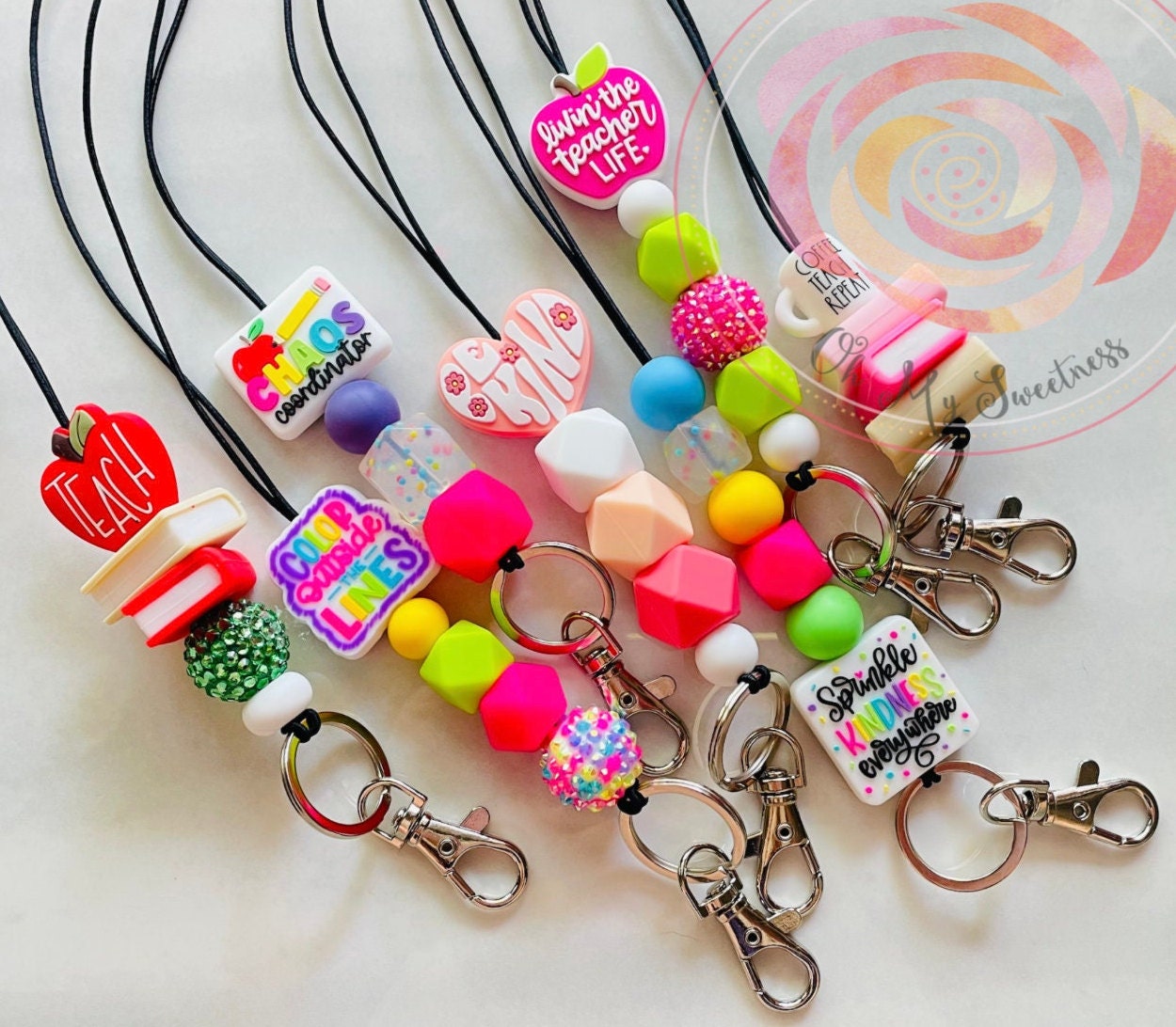 Focal Bead Teacher Lanyard, Bead Lanyard, Teacher Gift, Custom Badge Lanyard, Personalized Teacher Lanyard, Beaded Lanyard, Teacher ID Badge