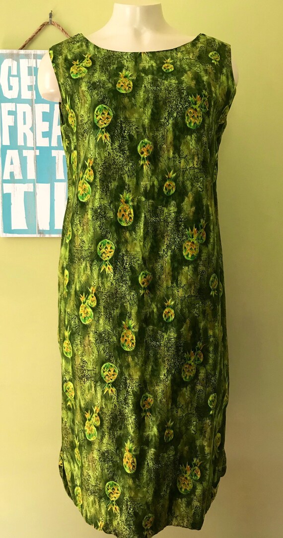 Vintage Hawaiian Shift Dress, Size Small