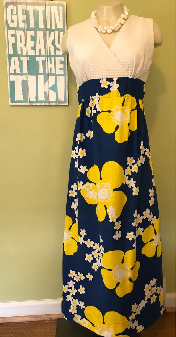 Vintage Hawaiian Dress, Size Small