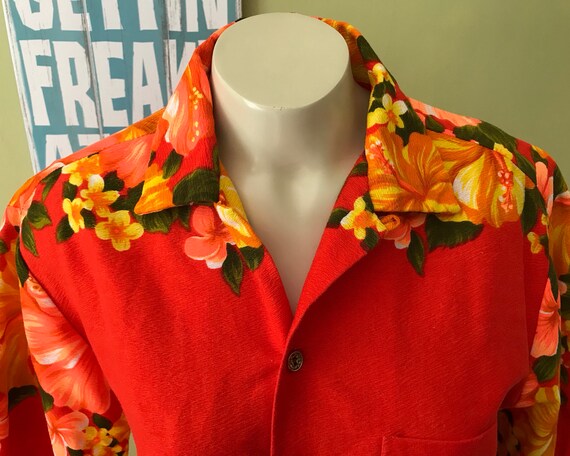 Vintage Aloha Shirt , Size Medium - image 4