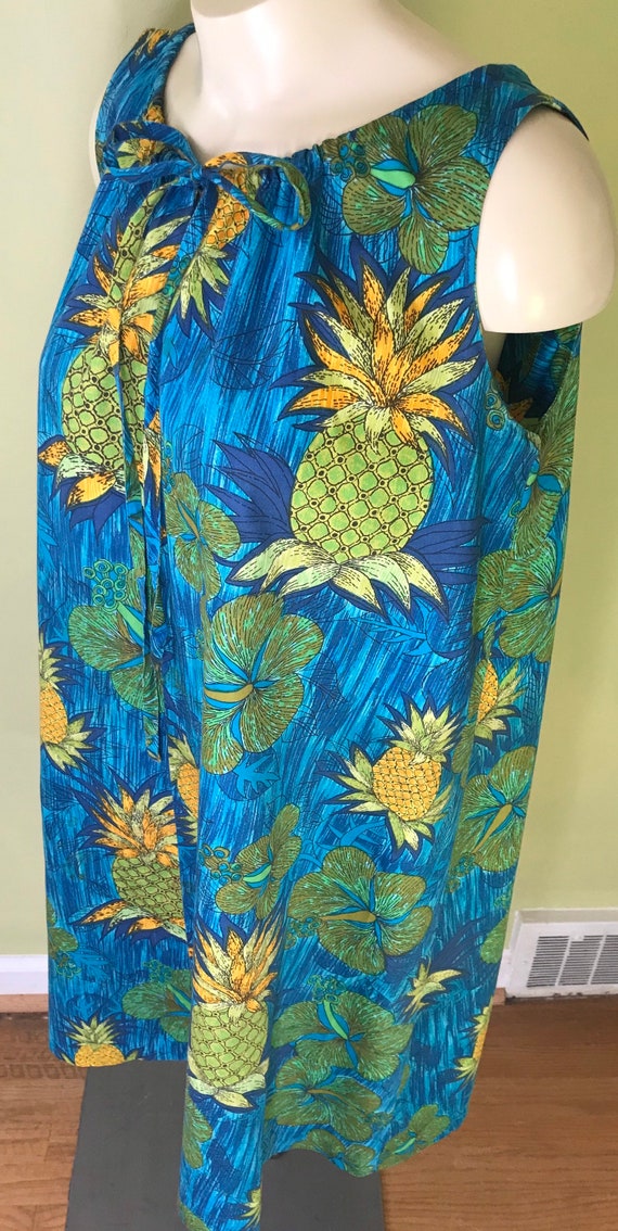 Vintage Hawaiian Dress, Size Medium - image 2