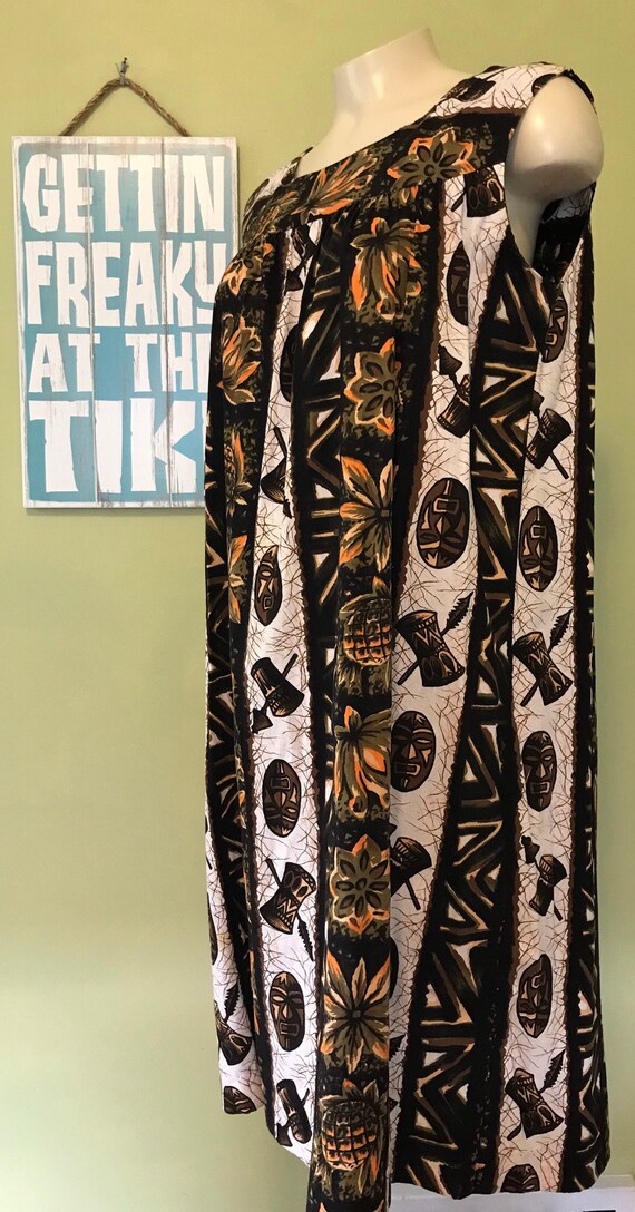 Vintage Hawaiian Muumuu, Size Medium