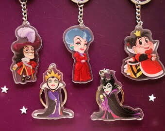 ヴィランズ　ディズニー　キーホルダー　女王魔女 ヴィランズ ディズニー キーホルダー 女王魔女