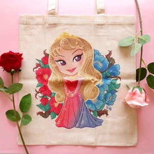 Draagtas Aurora Doornroosje Disney Prinsessen Heldinnen Bloemen Briar Rozen Leuke Cadeaus Winkelen