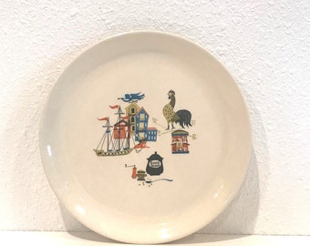 Salem Old Gloucester  9 1/8 Inch Plate Colonial Objects MCM