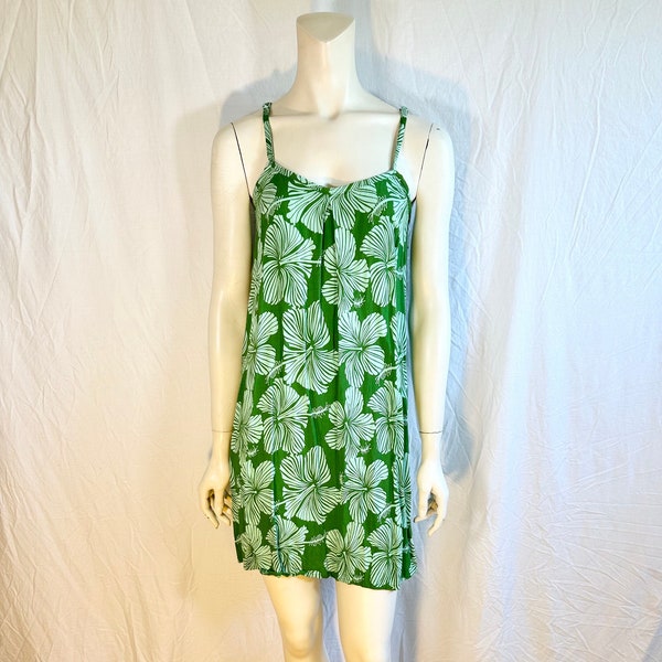 Sweet Green Hibiscus Print Dress, Made in Indonesia. Small