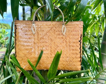 Vintage 70's/80's Rattan Purse, With Zipper