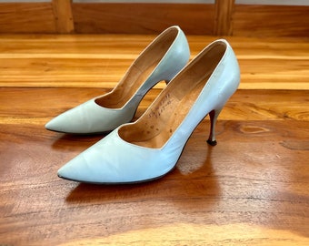 1950's Blue Leather Mr. Herbert (Levine) Registered Couture Footwear Heels, Size 5 1/2