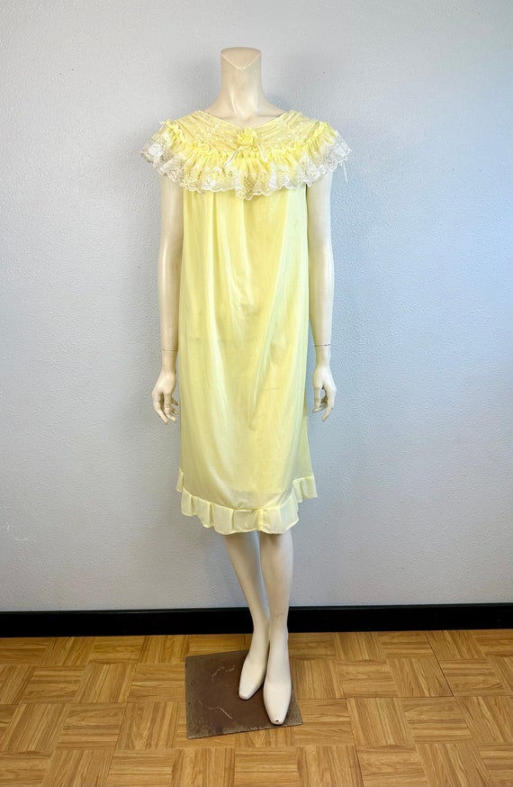 Sweet Yellow Lace Vintage Nightie, Small