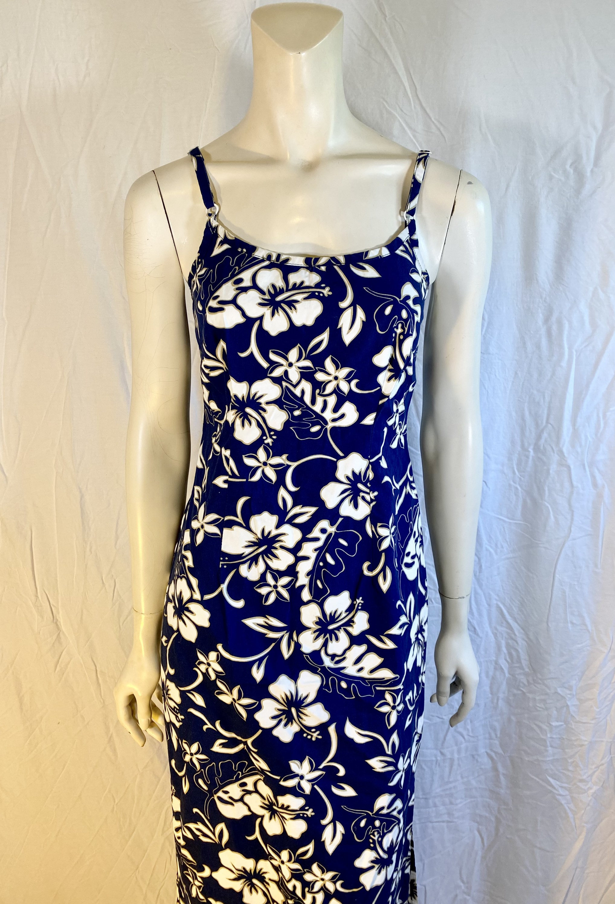 Hilo Hattie Blue & White Hibiscus Hawaiian Dress, Made in Hawaii