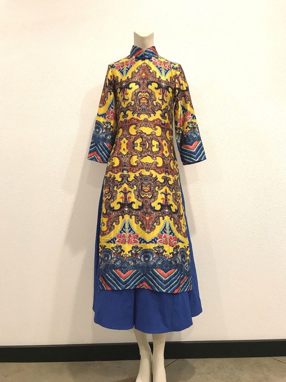 Vintage Silk Ao Dai Vietnamese Dress, Small