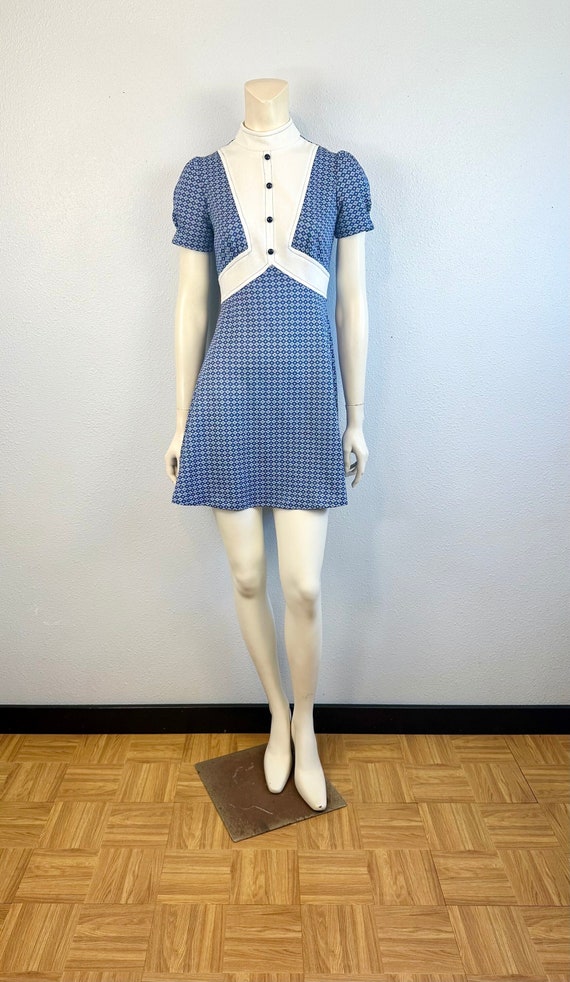 Sweet 60's Mini Mod Dress