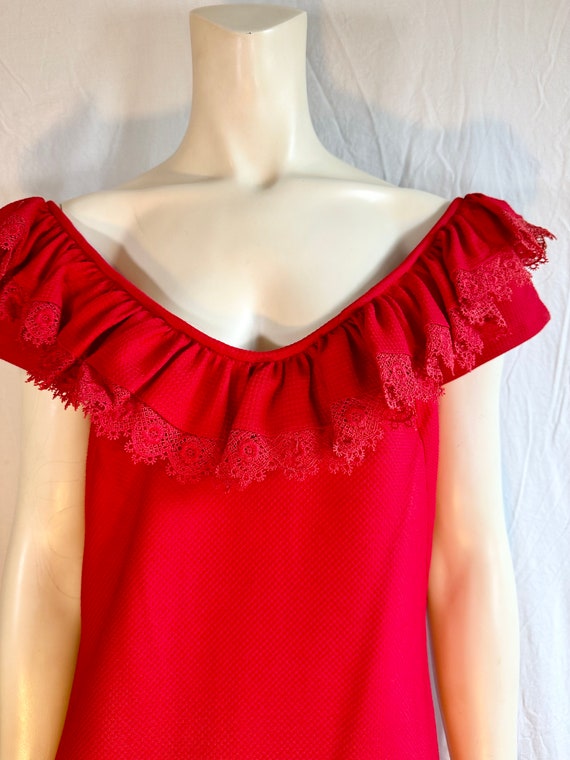 Beautiful Vintage Red Muumuu, Kiyomi Liberty Hous… - image 6