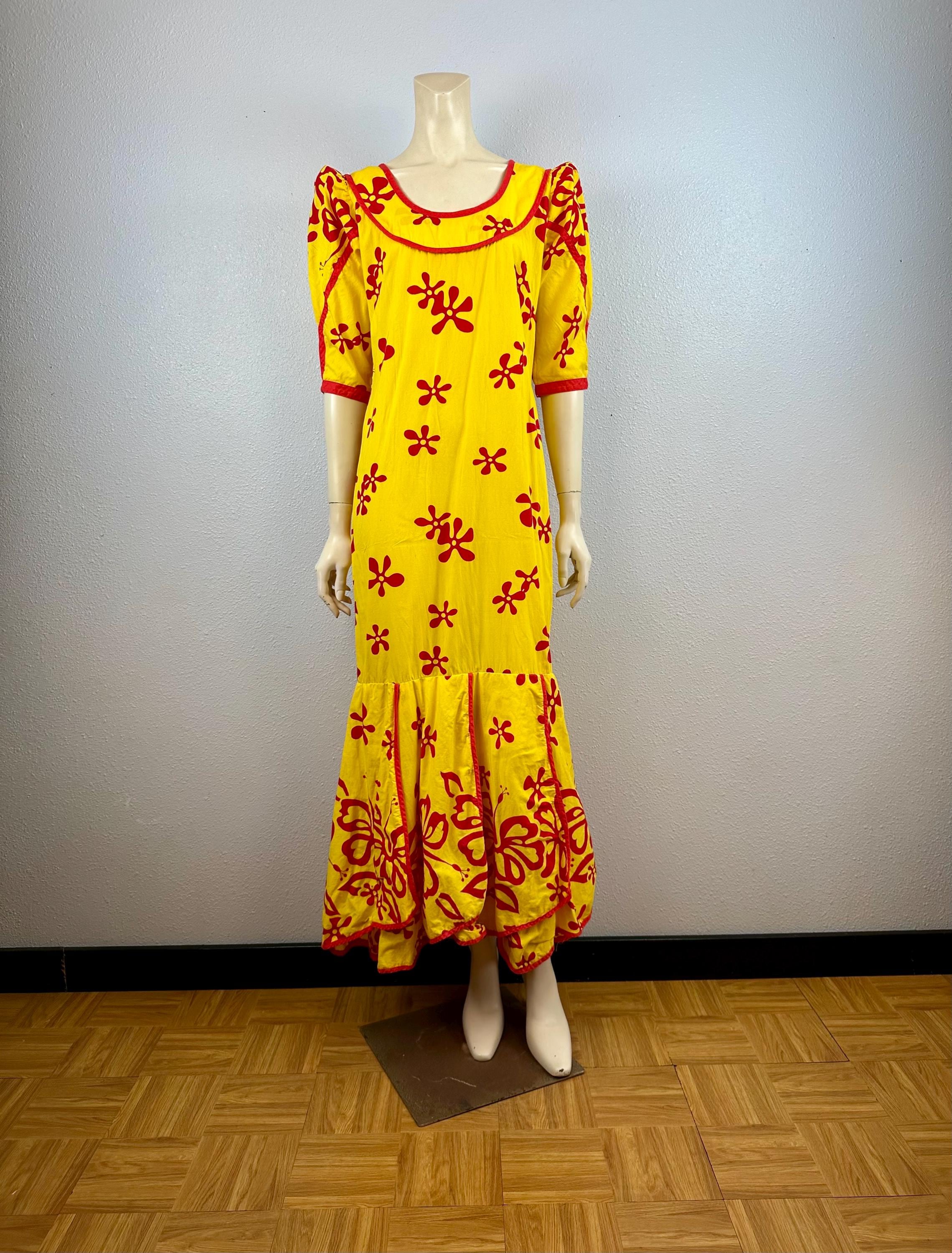 ワンピース 70s vintage Hawaiian one-piece Beautiful 1970's Vintage Hawaiian Mu'umu'u, Cotton, Ruffled, Size