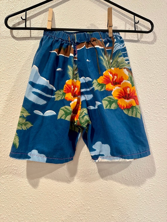 Hawaiian Print Children's Shorts, Children's Small - image 5