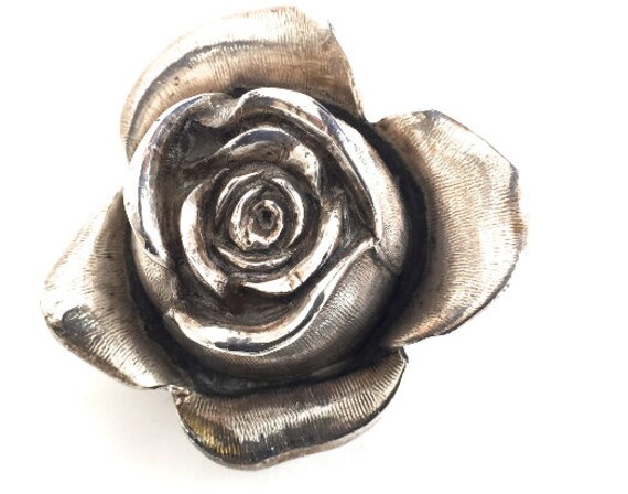 Rose Table Lighter