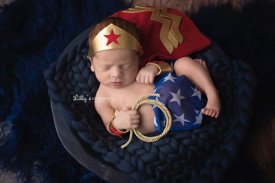 Acquista online il costume di Wonder Heroine infantile