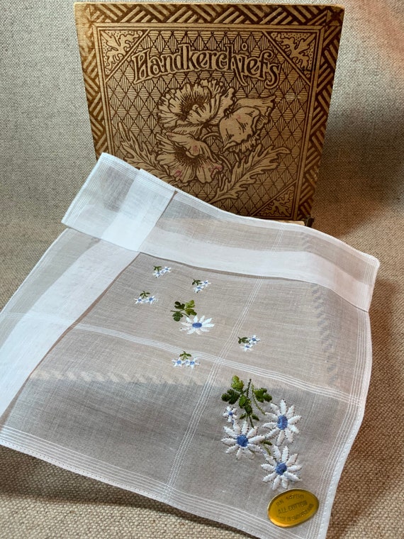 Daisy Handkerchief Embroidered Sheer Batiste Cott… - image 5