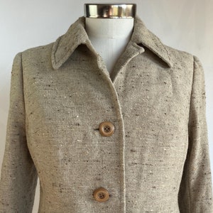 Linen fitted blazer in waist length, fully lined vintage blazer for women, spring jacket for women