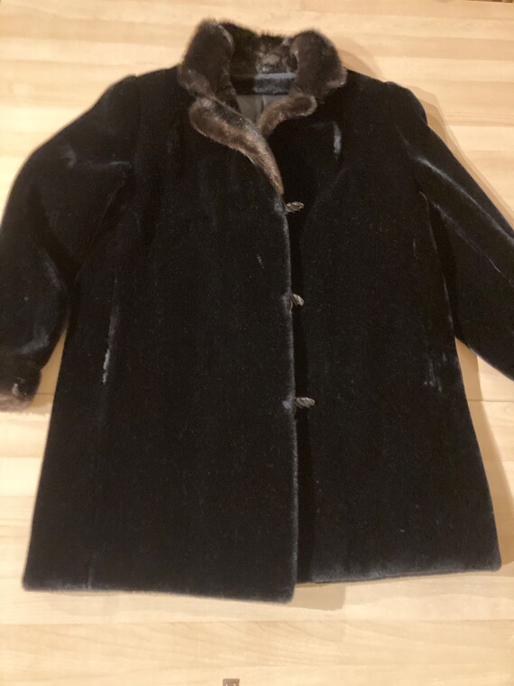 Borgazia faux fur coat S/M in black, vintage fur … - image 3
