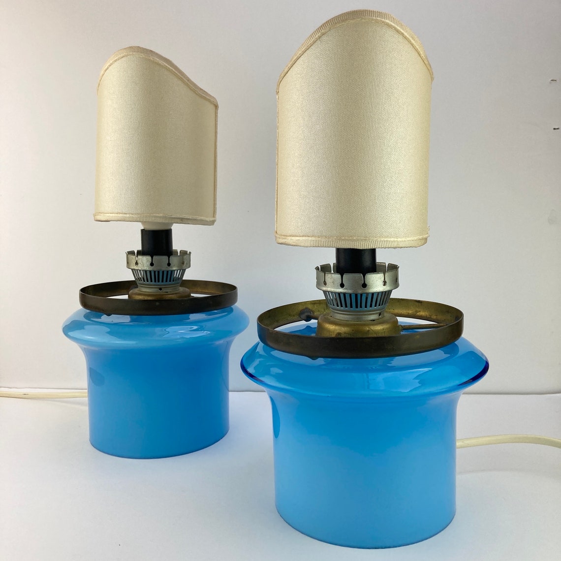 Pair of Midcentury Bedside Lamps in Blue Glass and off White Clipon