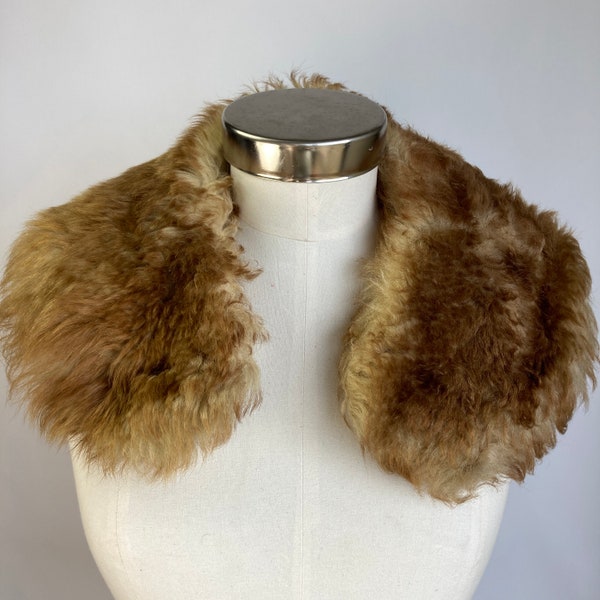 Genuine Sheep Fur Collar - Luxurious Natural Wool Neck Warmer from the 1970s, Vintage Fur made in Czechoslovakia