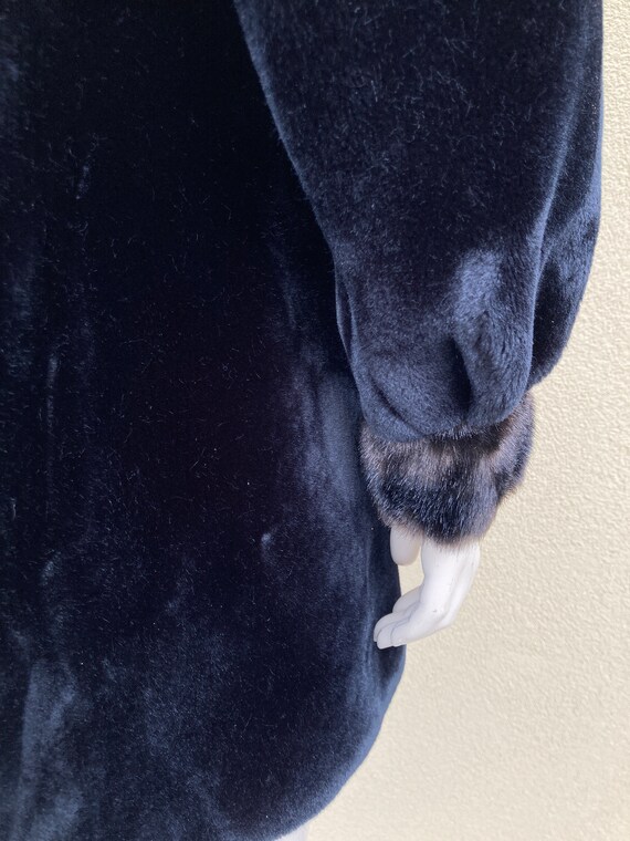 Borgazia faux fur coat S/M in black, vintage fur … - image 5