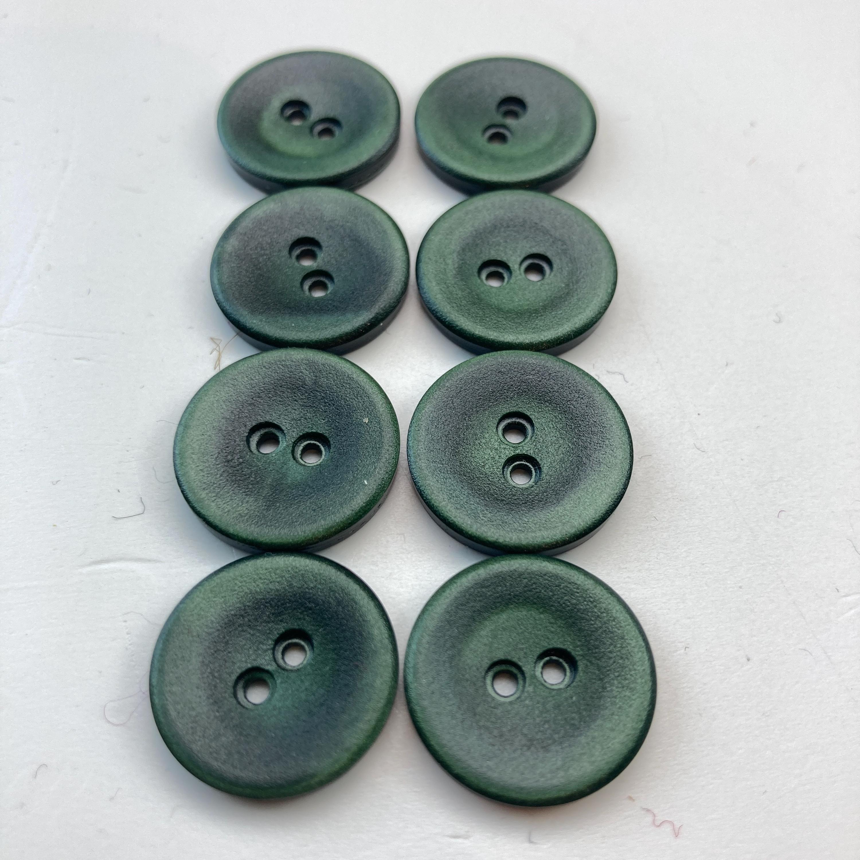 Lot De 8 Boutons En Plastique Vert Clair, Diamètre 17.5 Mm - Occasion Pour Couture
