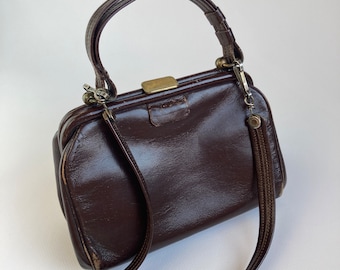 Chocolate Brown Top-Handle Bag - Shoulder Bag - Classic Retro Leather Handbag, Vintage 1970s Fashion Accessory with Brass